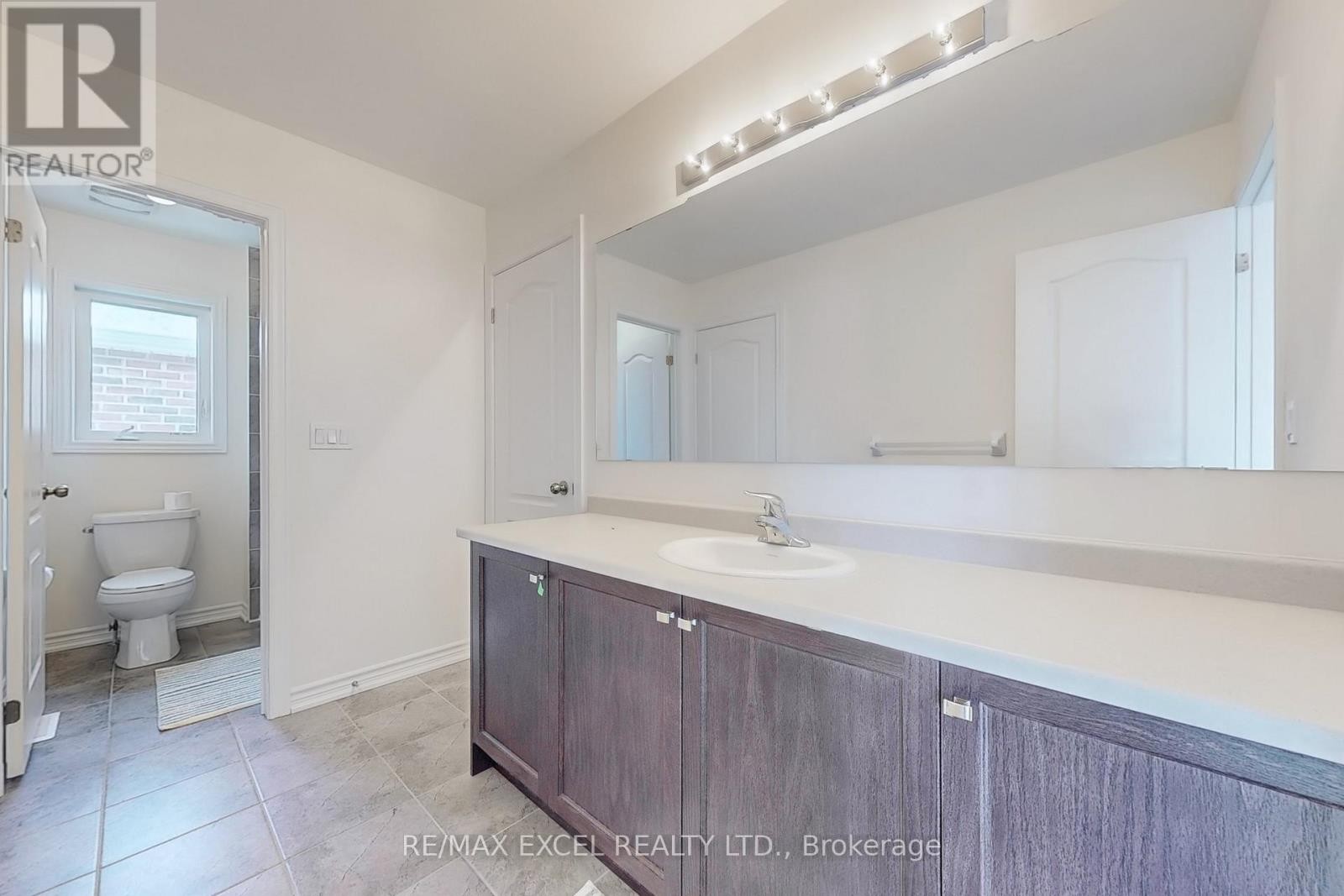 












26 RAINES ROAD

,
Scugog (Port Perry),




Ontario
L9L0E2

