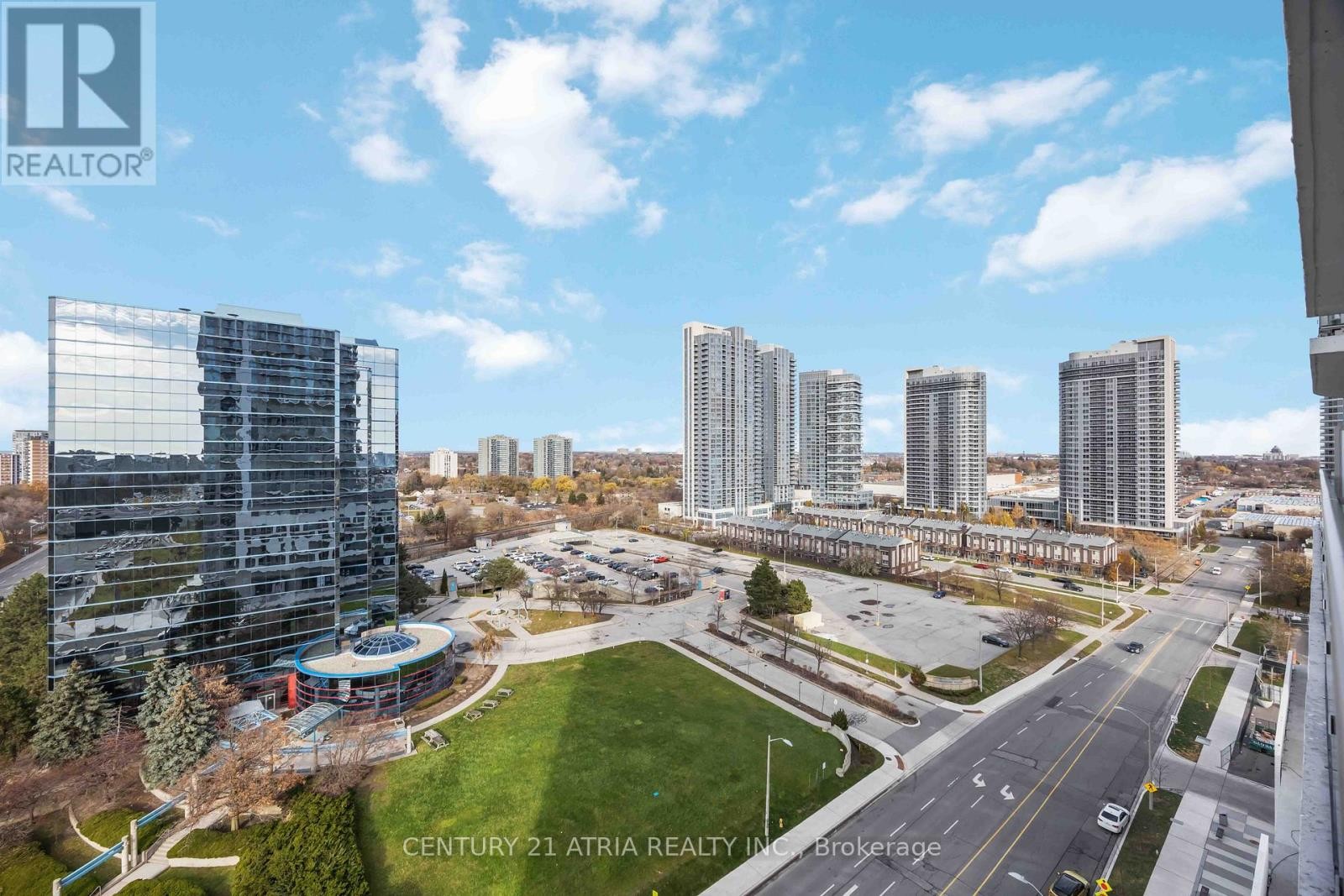 












1519 - 2031 KENNEDY ROAD

,
Toronto (Dorset Park),




Ontario
M1T0B8

