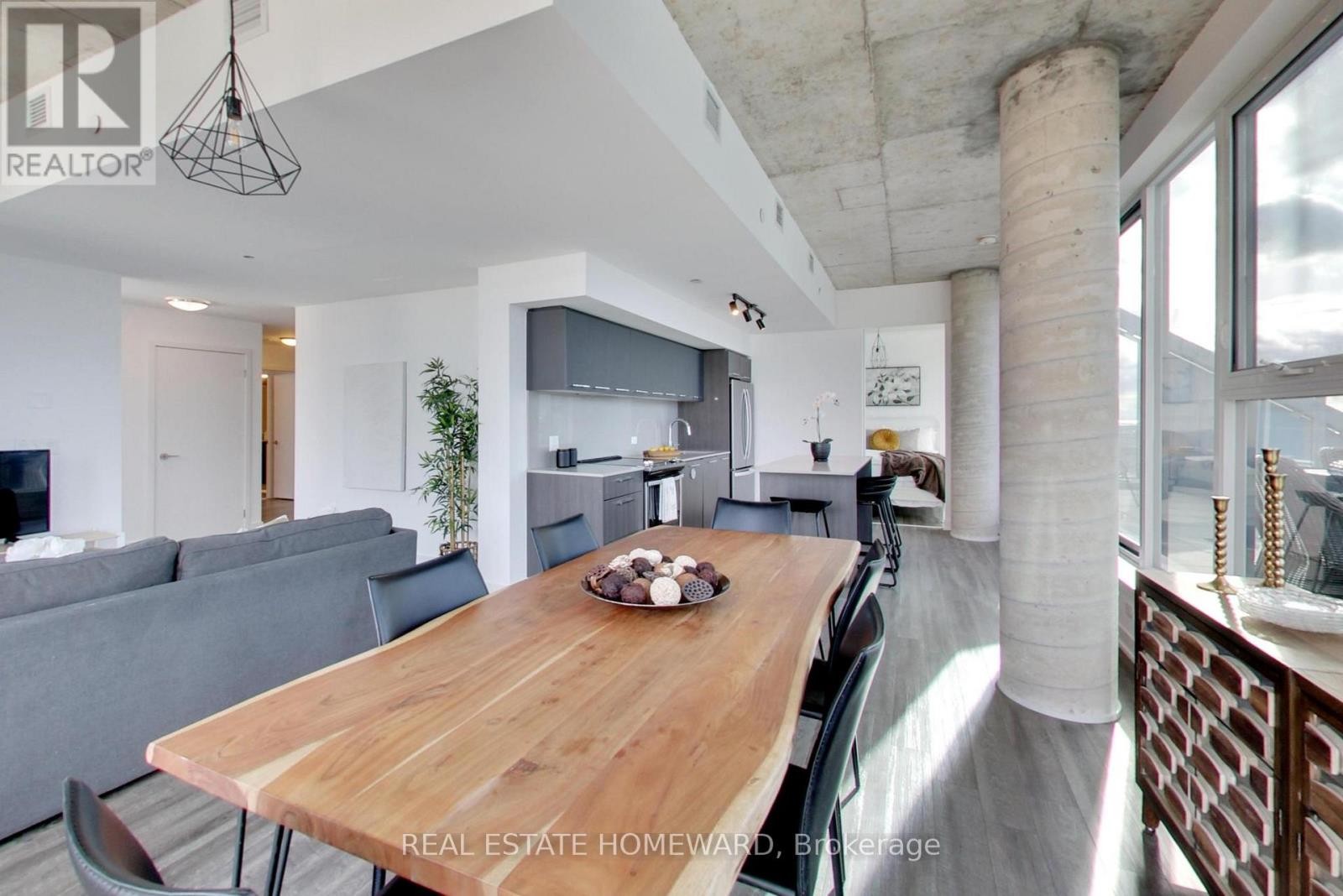 












1113 - 30 BASEBALL PLACE

,
Toronto (South Riverdale),




Ontario
M4M0E8

