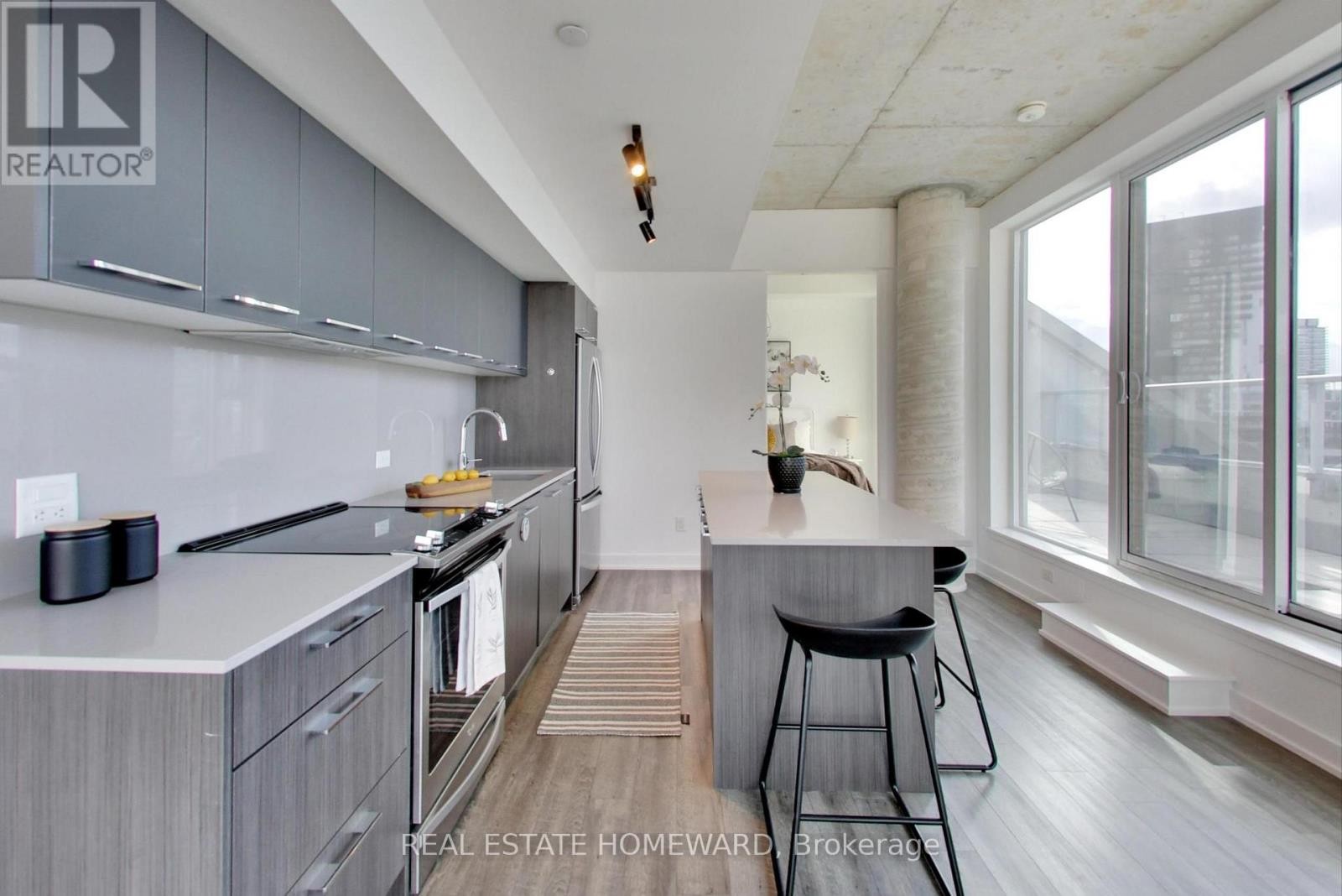 












1113 - 30 BASEBALL PLACE

,
Toronto (South Riverdale),




Ontario
M4M0E8

