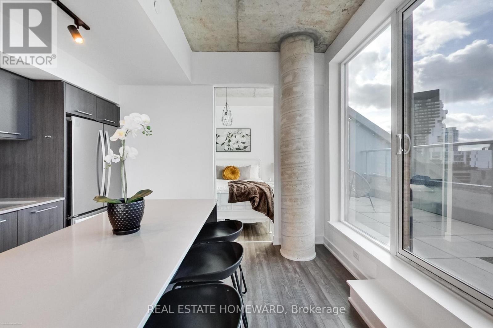 












1113 - 30 BASEBALL PLACE

,
Toronto (South Riverdale),




Ontario
M4M0E8

