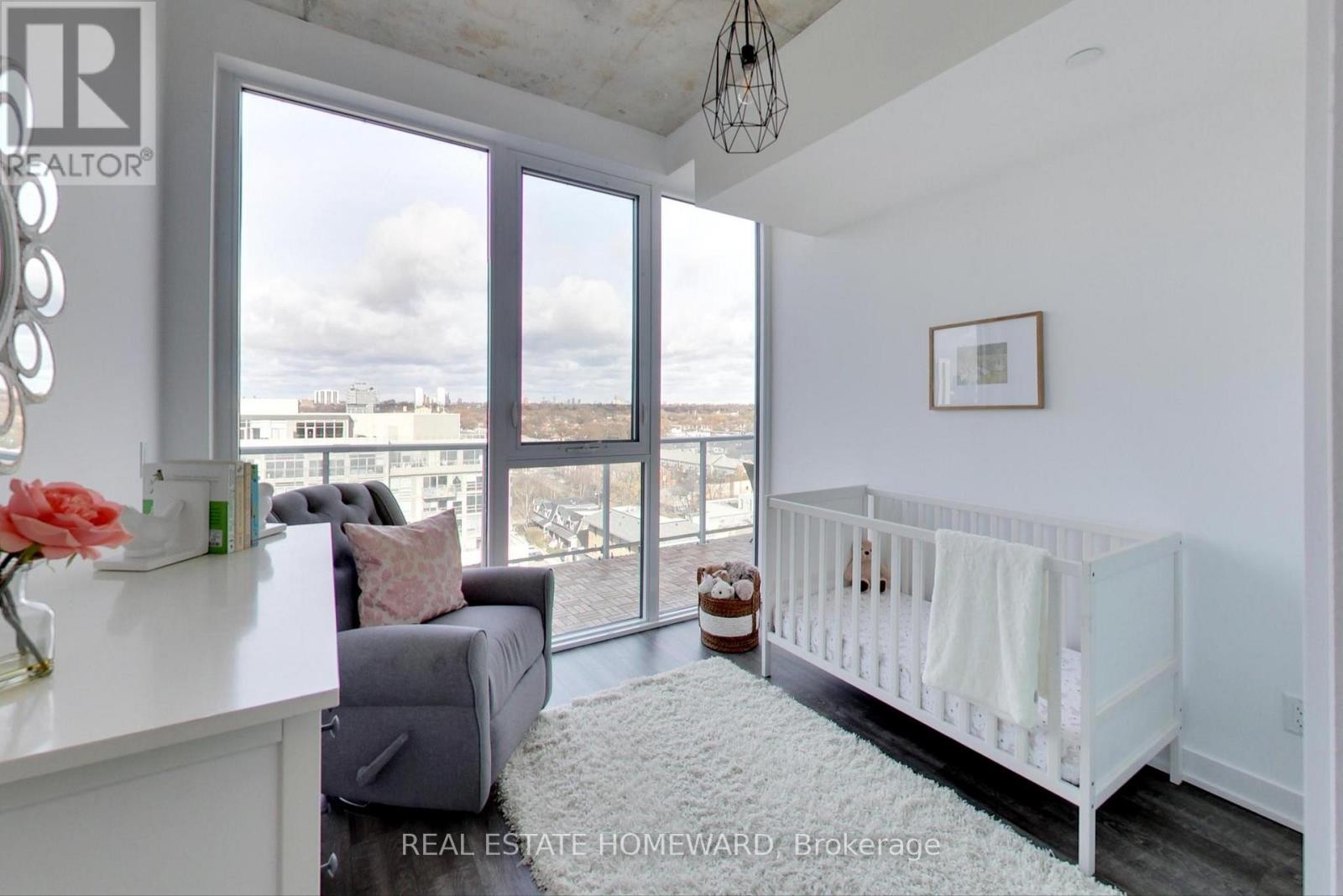 












1113 - 30 BASEBALL PLACE

,
Toronto (South Riverdale),




Ontario
M4M0E8

