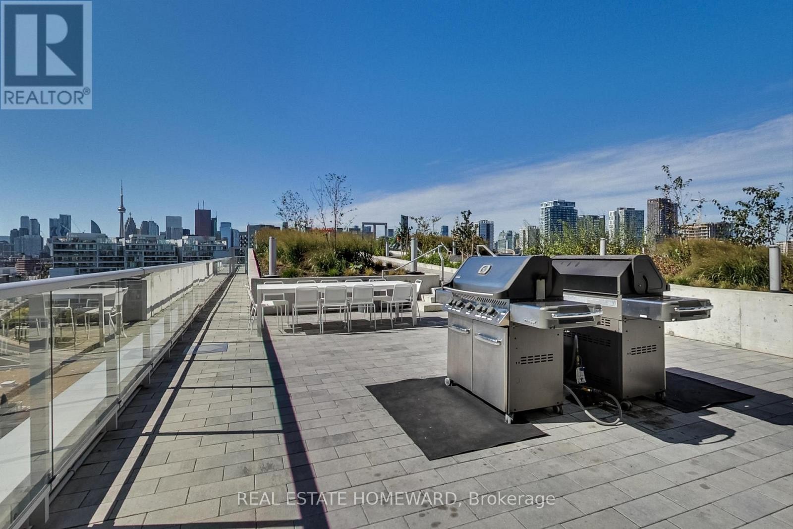 












1113 - 30 BASEBALL PLACE

,
Toronto (South Riverdale),




Ontario
M4M0E8

