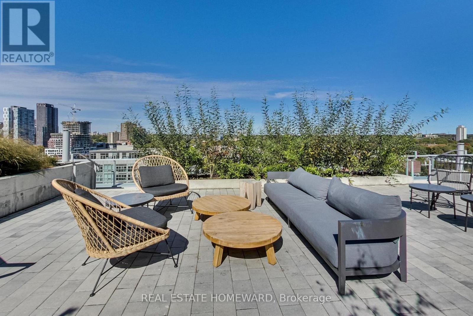 












1113 - 30 BASEBALL PLACE

,
Toronto (South Riverdale),




Ontario
M4M0E8

