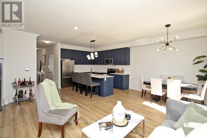 












5 KLEIN WAY

,
Whitby (Taunton North),




Ontario
L1R0S6

