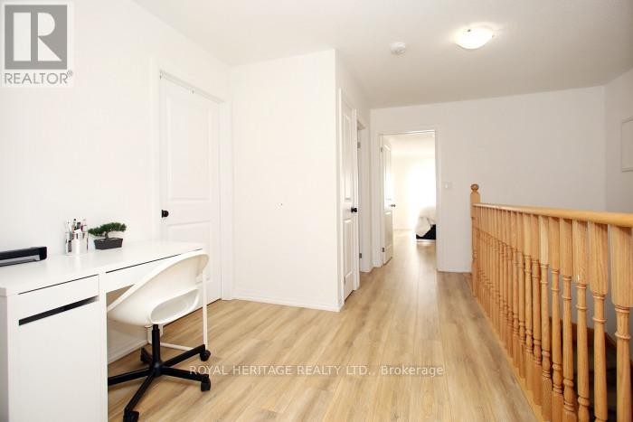 












5 KLEIN WAY

,
Whitby (Taunton North),




Ontario
L1R0S6

