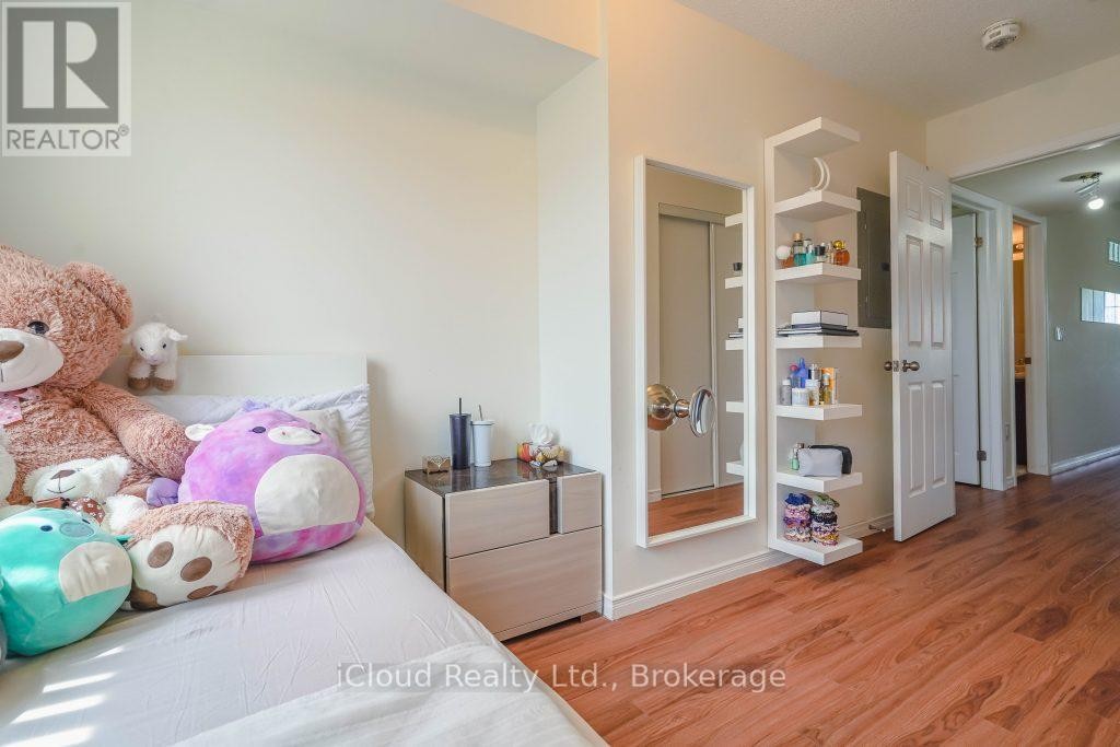 












10 - 31 ISLAND ROAD

,
Toronto (Rouge),




Ontario
M1C2P5

