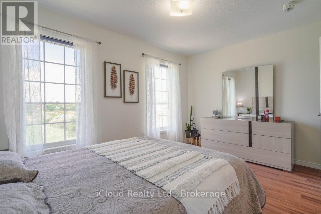 












10 - 31 ISLAND ROAD

,
Toronto (Rouge),




Ontario
M1C2P5

