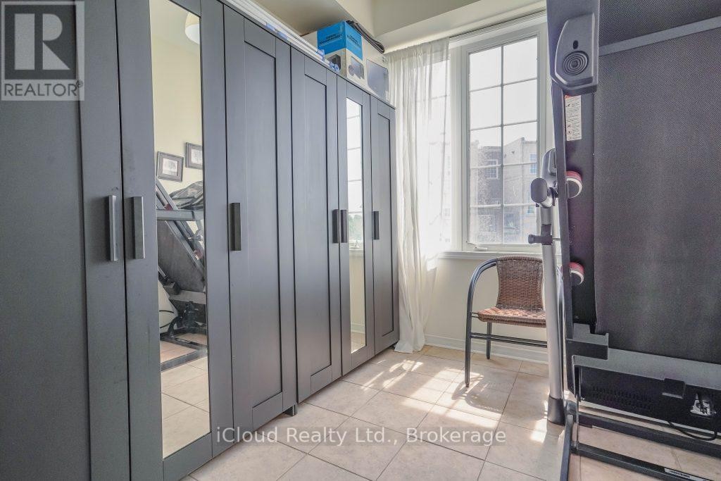 












10 - 31 ISLAND ROAD

,
Toronto (Rouge),




Ontario
M1C2P5

