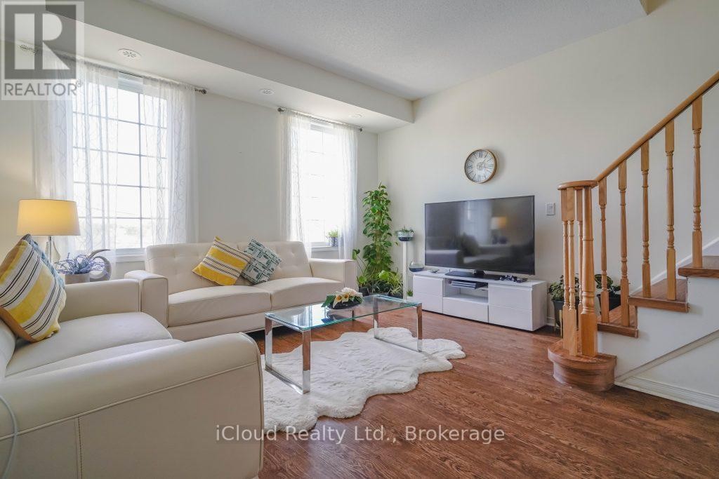 












10 - 31 ISLAND ROAD

,
Toronto (Rouge),




Ontario
M1C2P5

