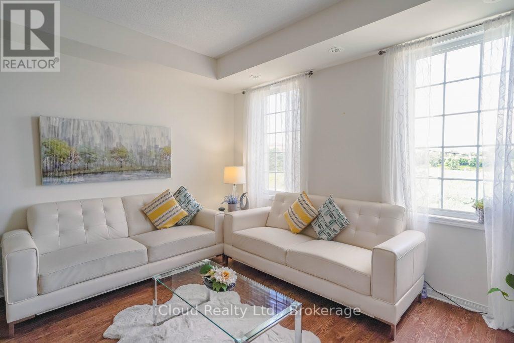 












10 - 31 ISLAND ROAD

,
Toronto (Rouge),




Ontario
M1C2P5

