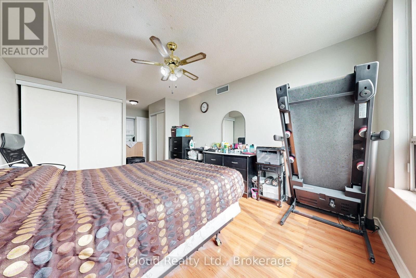 












3232 - 68 CORPORATE DRIVE

,
Toronto (Woburn),




Ontario
M1H3H3

