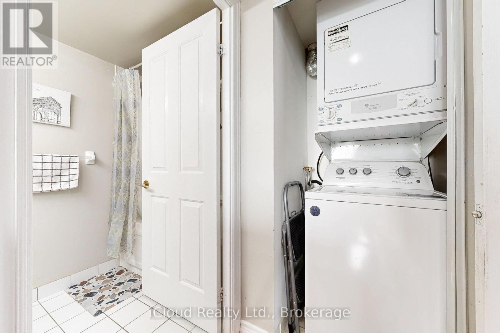 












3232 - 68 CORPORATE DRIVE

,
Toronto (Woburn),




Ontario
M1H3H3

