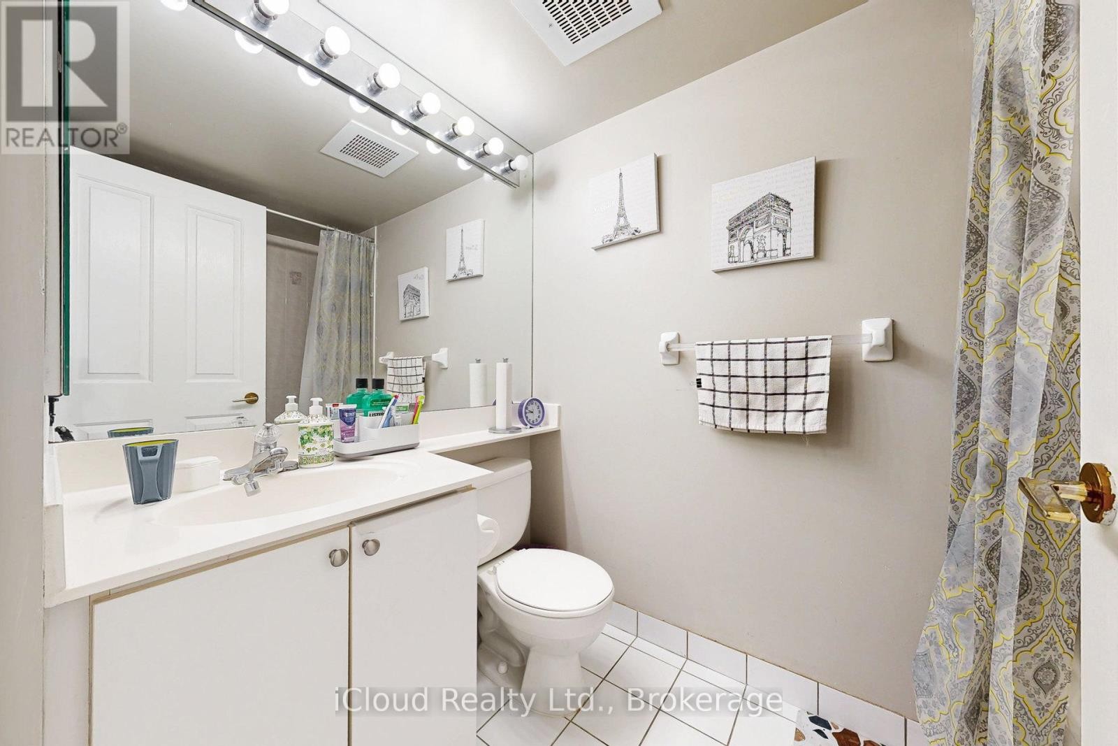 












3232 - 68 CORPORATE DRIVE

,
Toronto (Woburn),




Ontario
M1H3H3

