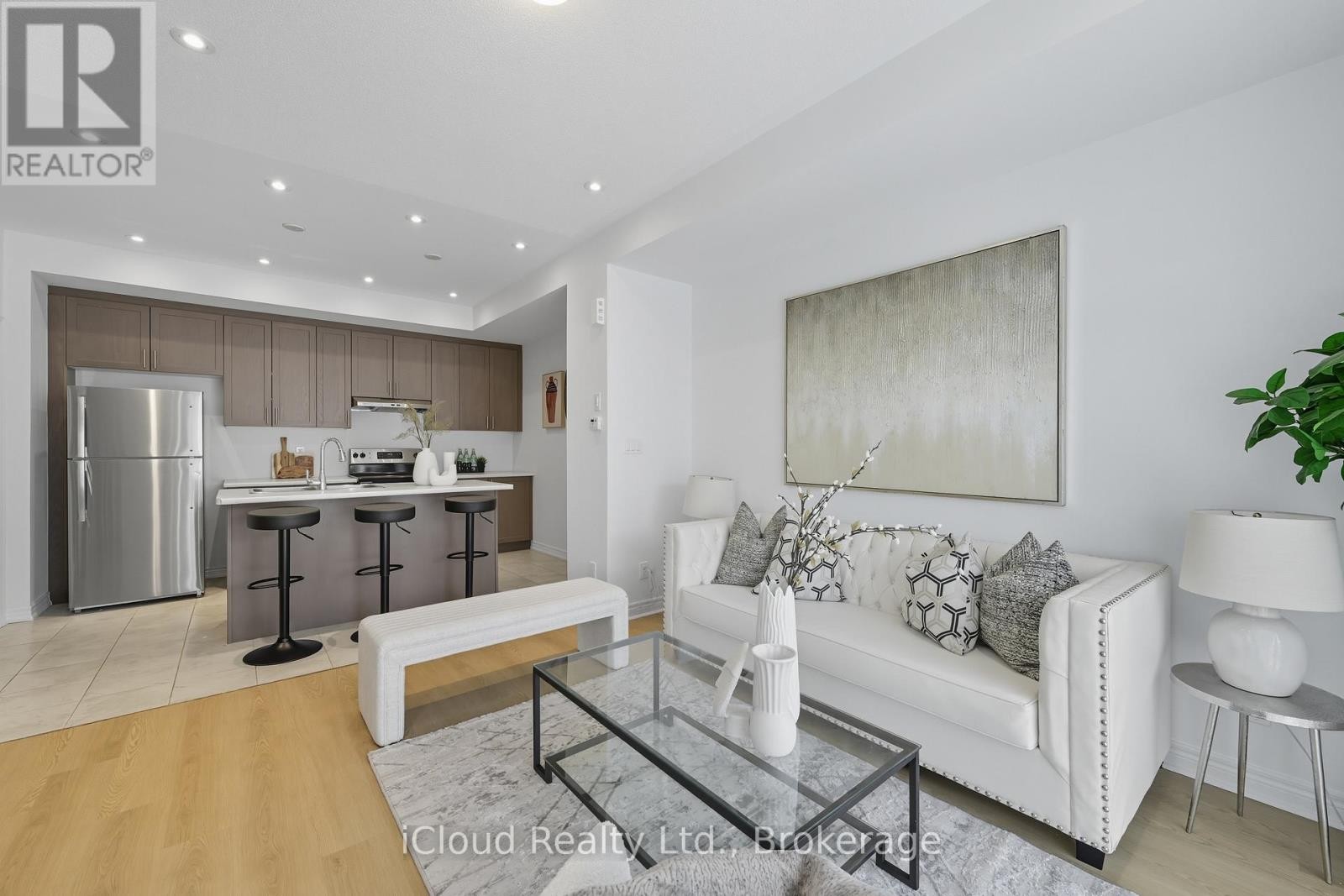 












1117 LOCKIE DRIVE

,
Oshawa (Kedron),




Ontario
L1L0R9

