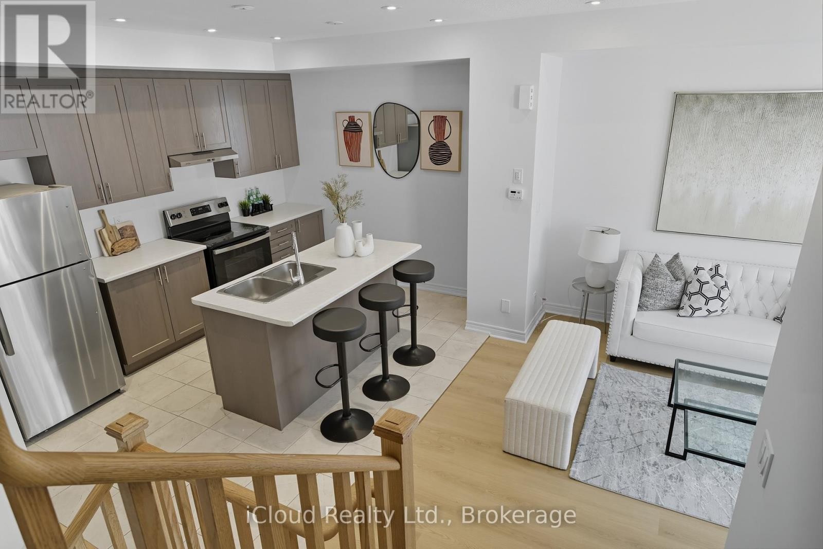 












1117 LOCKIE DRIVE

,
Oshawa (Kedron),




Ontario
L1L0R9

