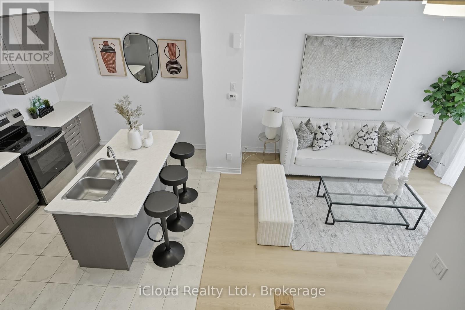 












1117 LOCKIE DRIVE

,
Oshawa (Kedron),




Ontario
L1L0R9

