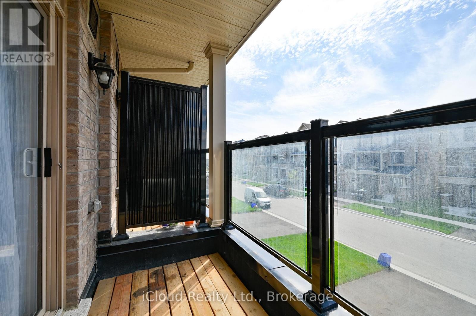 












1117 LOCKIE DRIVE

,
Oshawa (Kedron),




Ontario
L1L0R9

