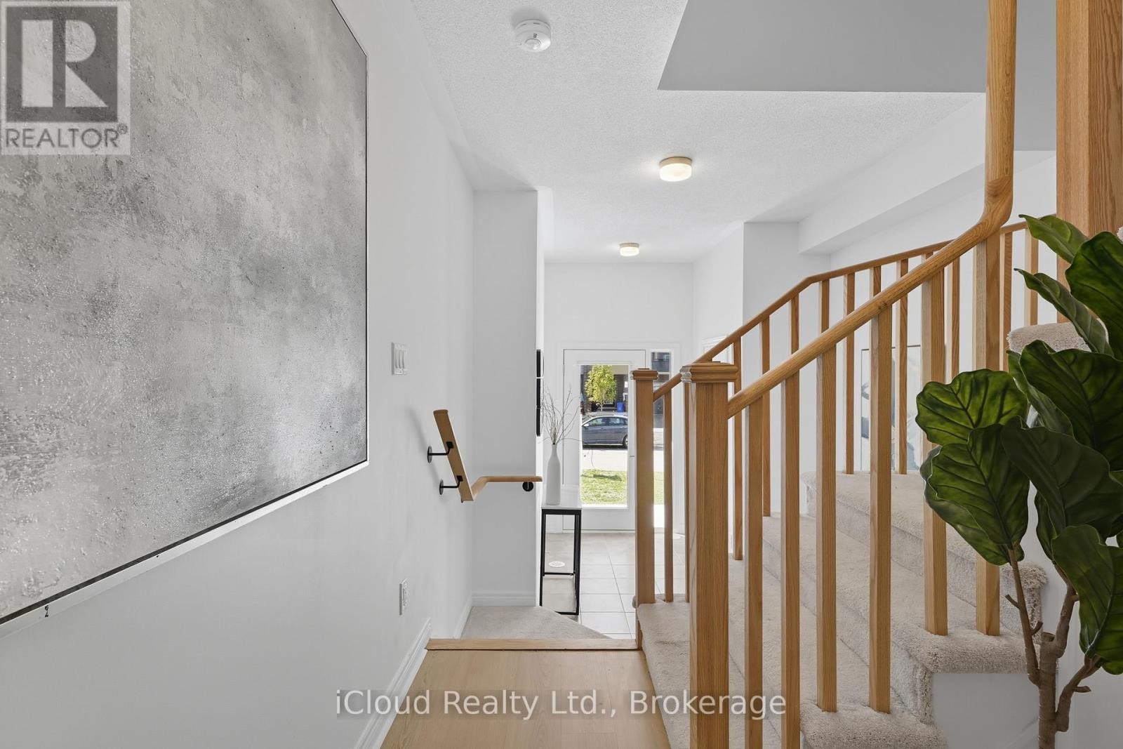 












1117 LOCKIE DRIVE

,
Oshawa (Kedron),




Ontario
L1L0R9

