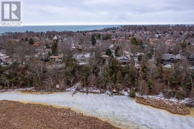 












272 TAYLOR ROAD

,
Toronto (Rouge),




Ontario
M1C2R6

