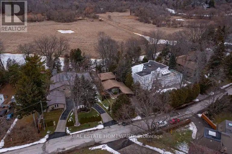 












272 TAYLOR ROAD

,
Toronto (Rouge),




Ontario
M1C2R6

