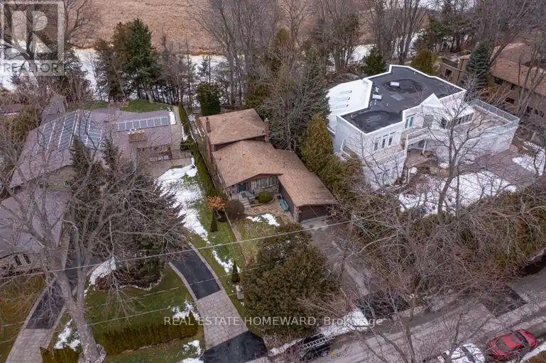 












272 TAYLOR ROAD

,
Toronto (Rouge),




Ontario
M1C2R6

