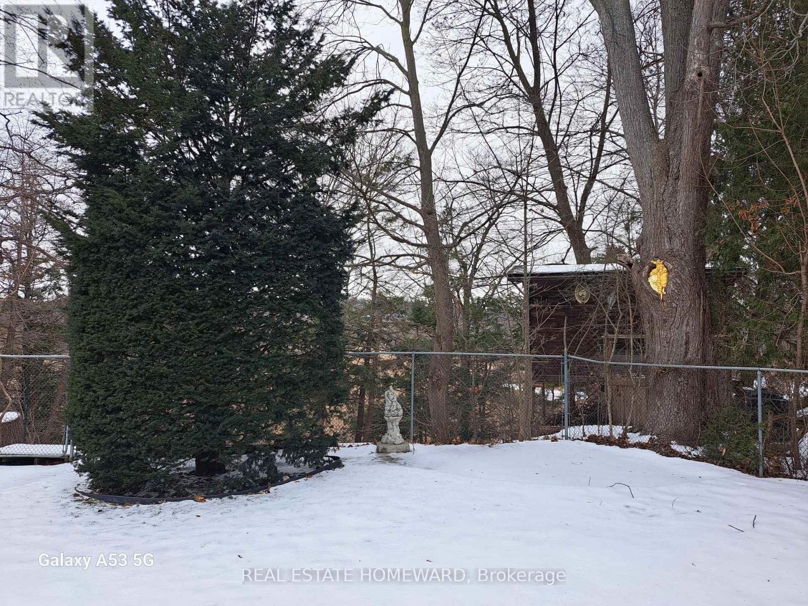 












272 TAYLOR ROAD

,
Toronto (Rouge),




Ontario
M1C2R6

