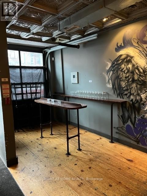 












753 QUEEN STREET E

,
Toronto (South Riverdale),




Ontario
M4M1H3

