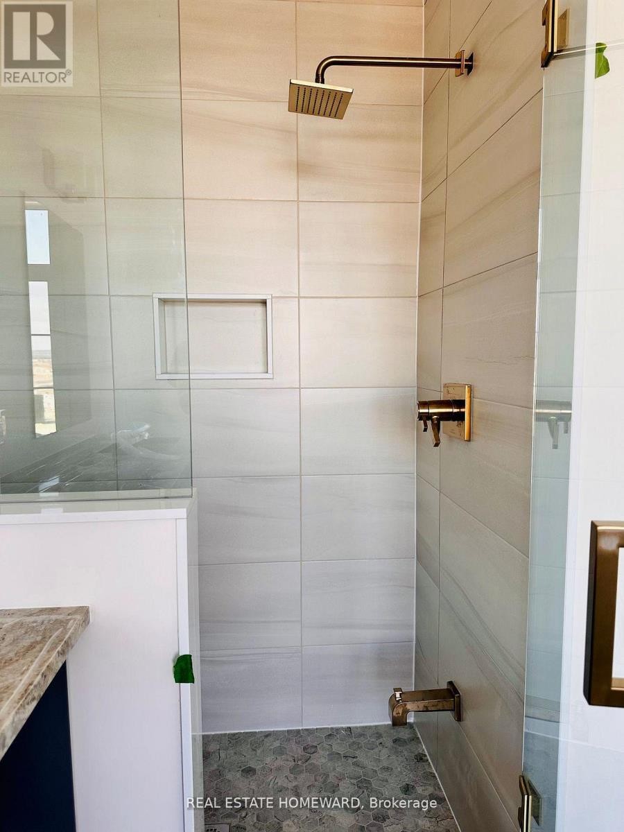 












960 LOCKIE DRIVE

,
Oshawa (Kedron),




Ontario
L1L0S2

