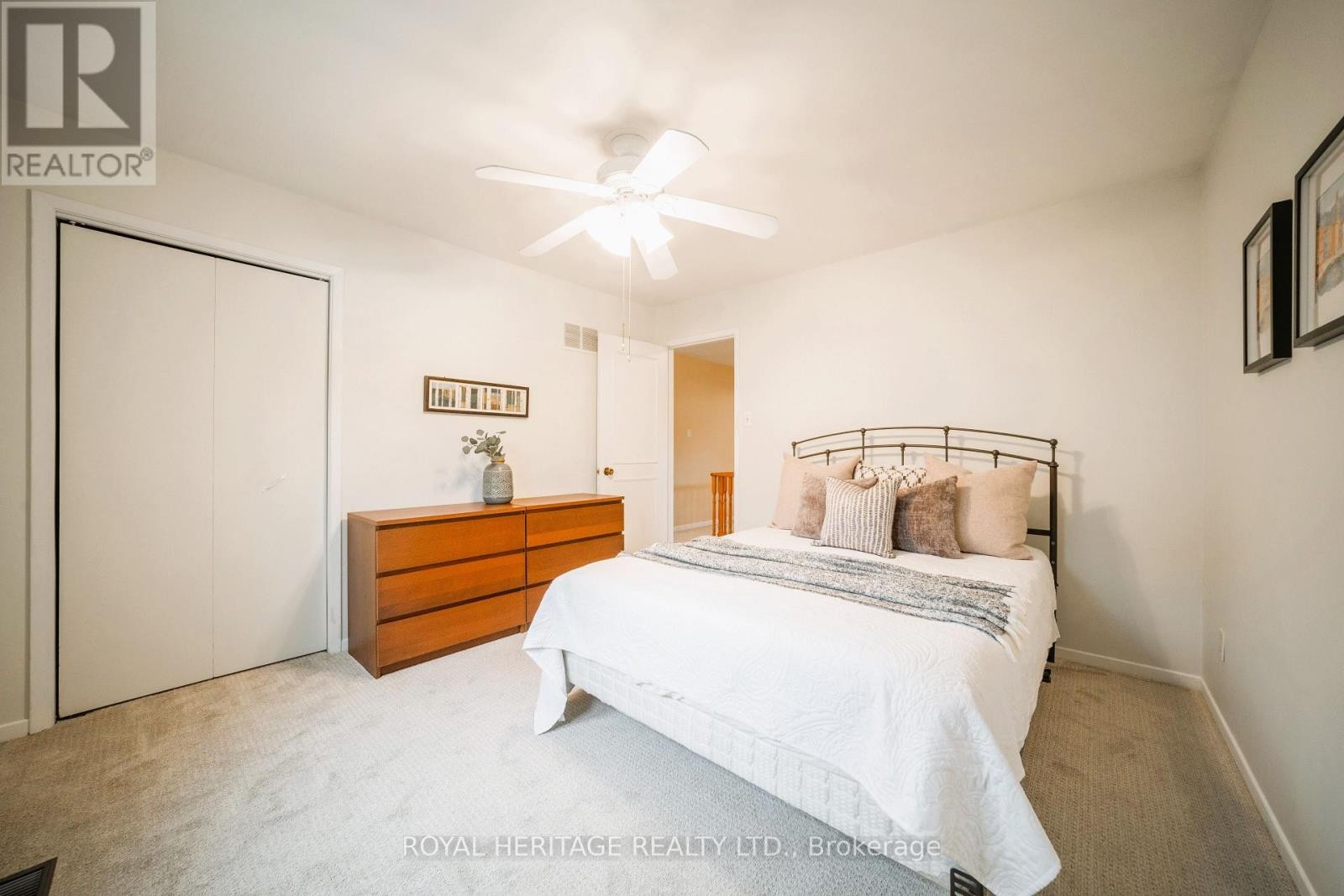 












110 ACHESON BOULEVARD

,
Toronto (Centennial Scarborough),




Ontario
M1C3E6

