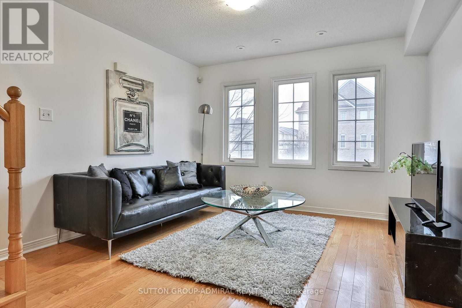 












13 PILKINGTON DRIVE

,
Toronto (Clairlea-Birchmount),




Ontario
M1L0B7

