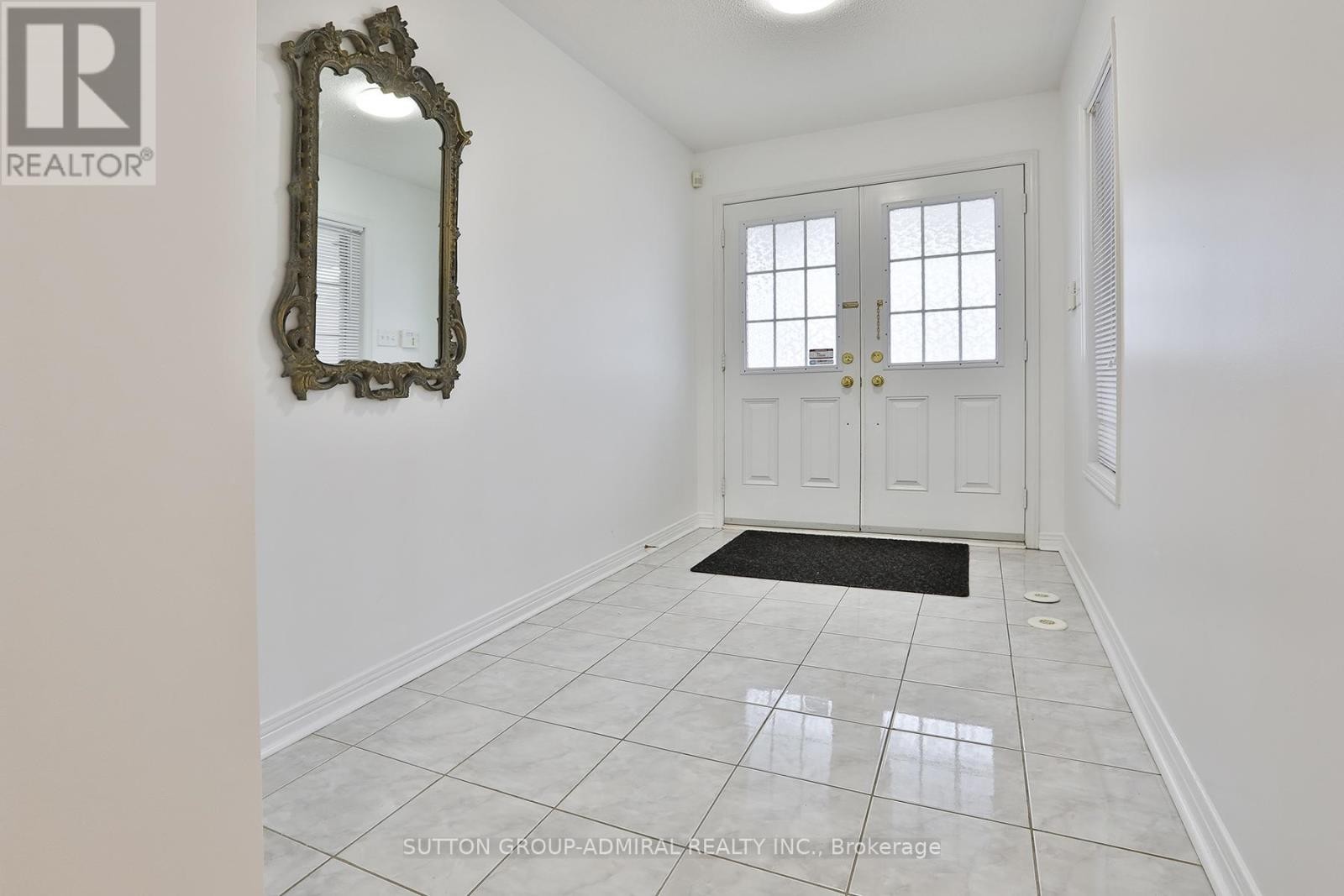 












13 PILKINGTON DRIVE

,
Toronto (Clairlea-Birchmount),




Ontario
M1L0B7

