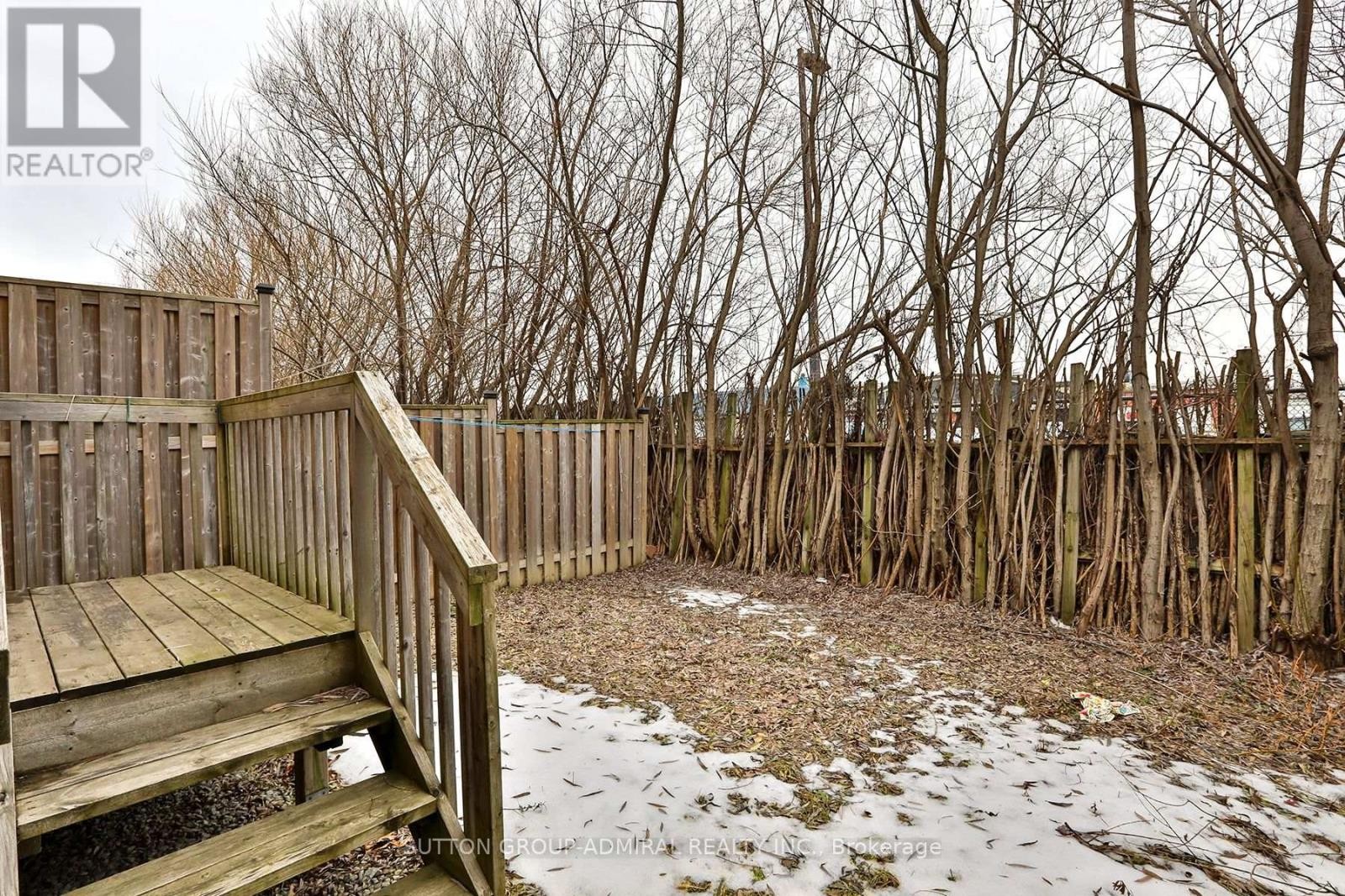 












13 PILKINGTON DRIVE

,
Toronto (Clairlea-Birchmount),




Ontario
M1L0B7

