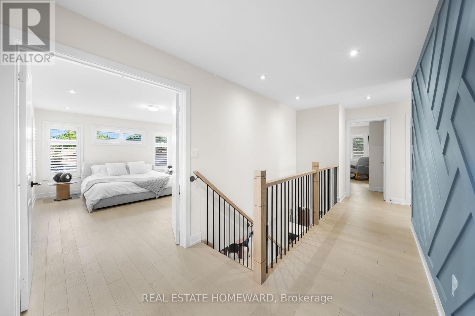 












1344 GULL CROSSING

,
Pickering (Bay Ridges),




Ontario
L1W0B7

