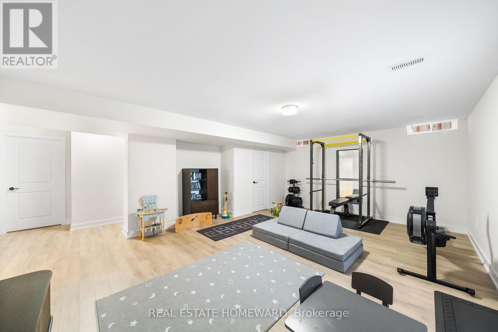 












1344 GULL CROSSING

,
Pickering (Bay Ridges),




Ontario
L1W0B7

