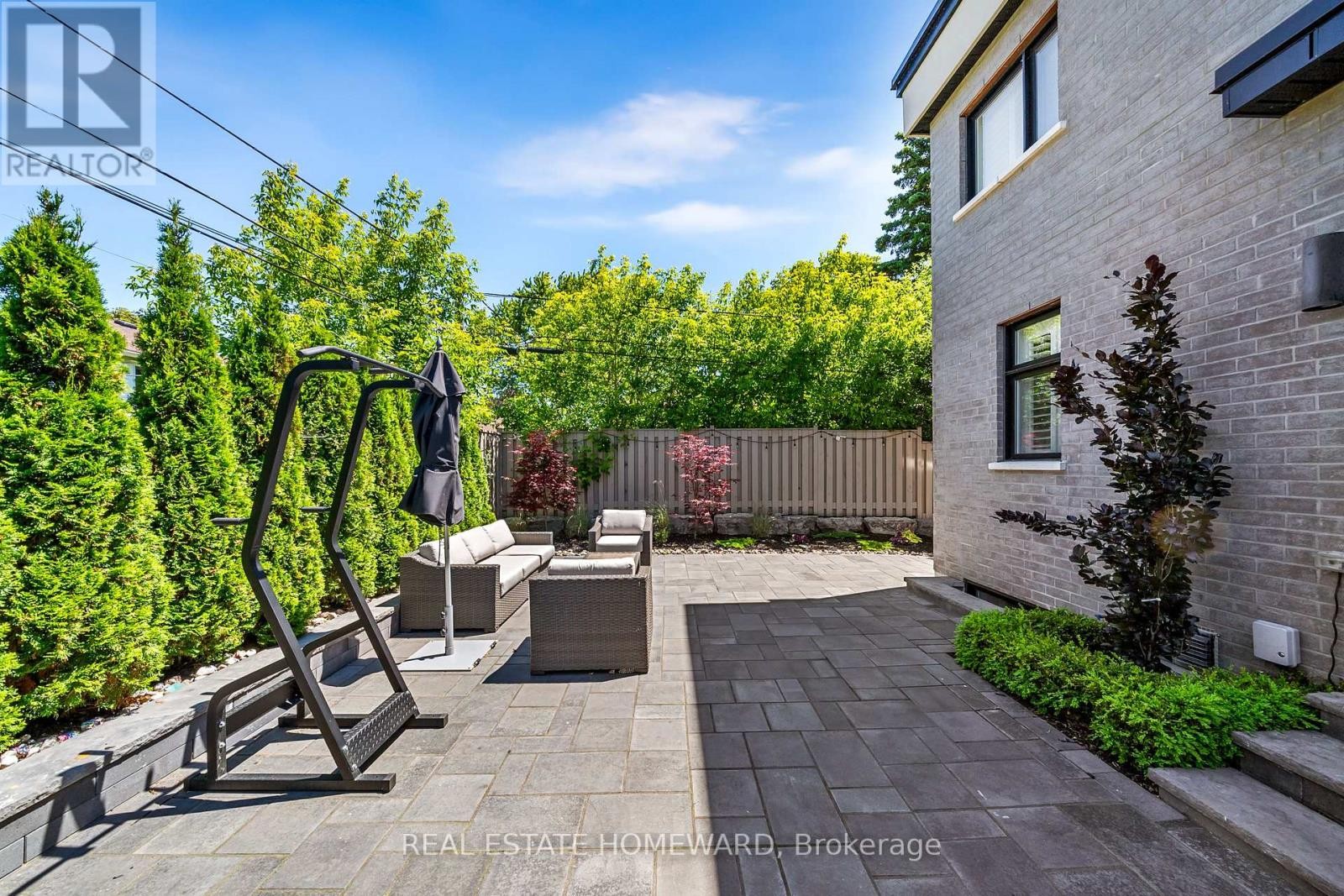 












1344 GULL CROSSING

,
Pickering (Bay Ridges),




Ontario
L1W0B7

