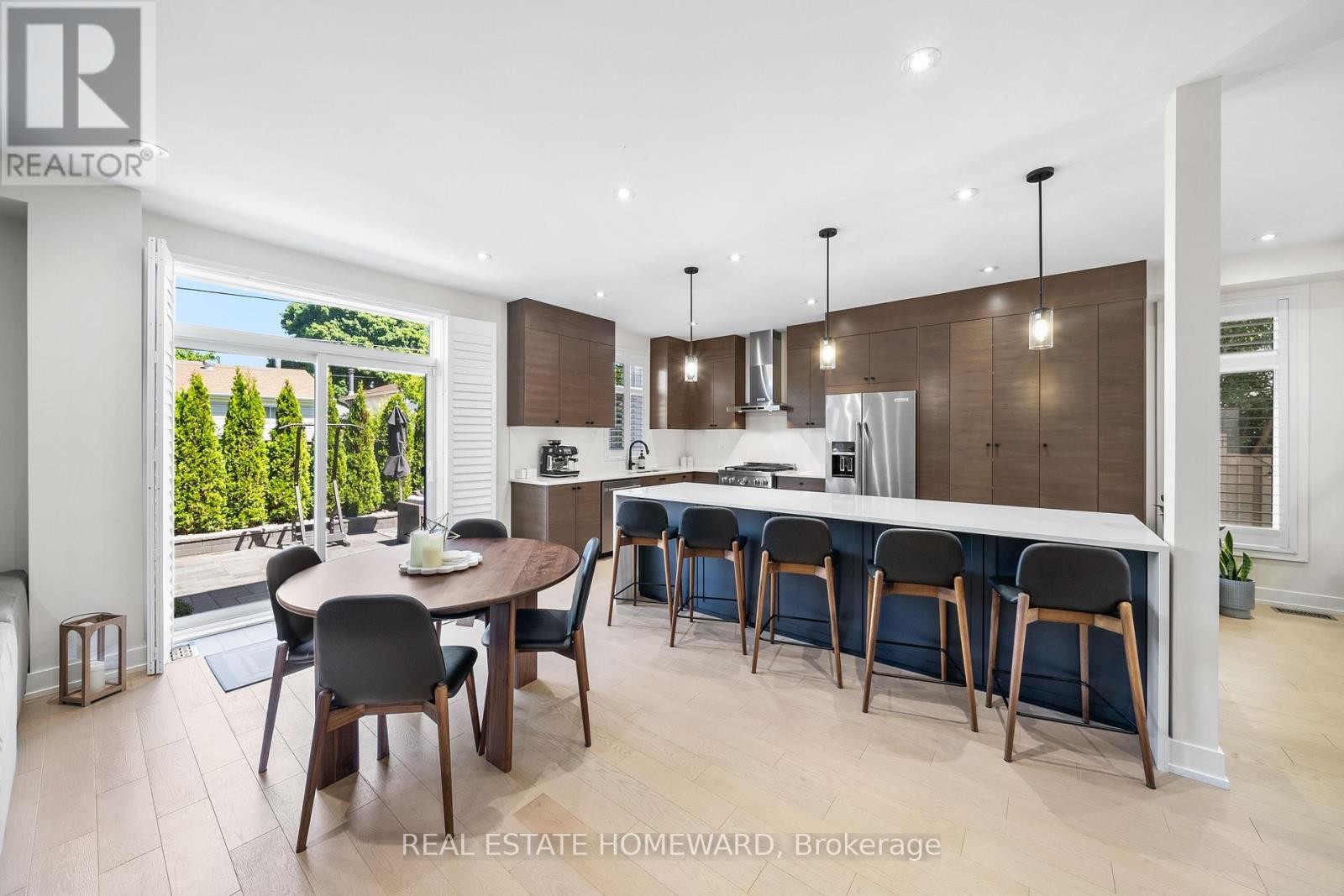 












1344 GULL CROSSING

,
Pickering (Bay Ridges),




Ontario
L1W0B7

