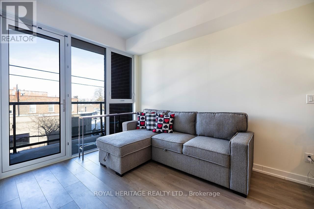 












219 - 201 BROCK STREET S

,
Whitby (Downtown Whitby),




Ontario
L1N4K2

