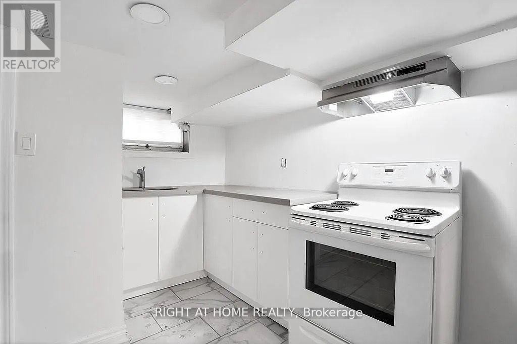 












BSMT - 210 MARY STREET N

,
Oshawa (Central),




Ontario
L1G5C4

