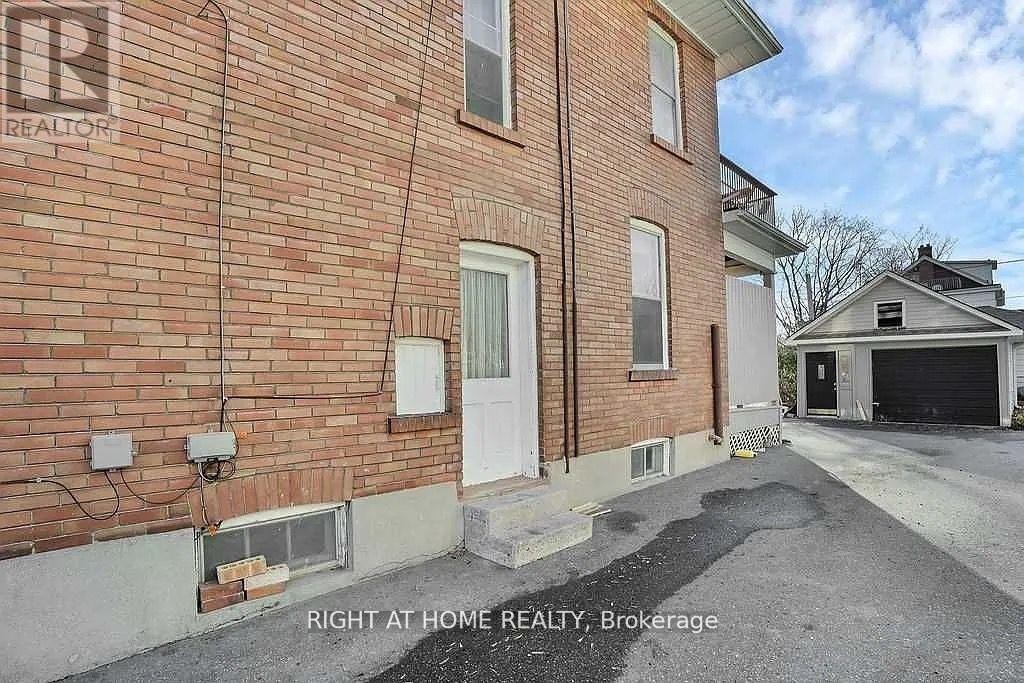 












BSMT - 210 MARY STREET N

,
Oshawa (Central),




Ontario
L1G5C4

