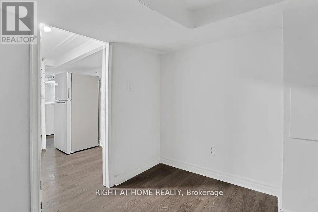 












BSMT - 210 MARY STREET N

,
Oshawa (Central),




Ontario
L1G5C4

