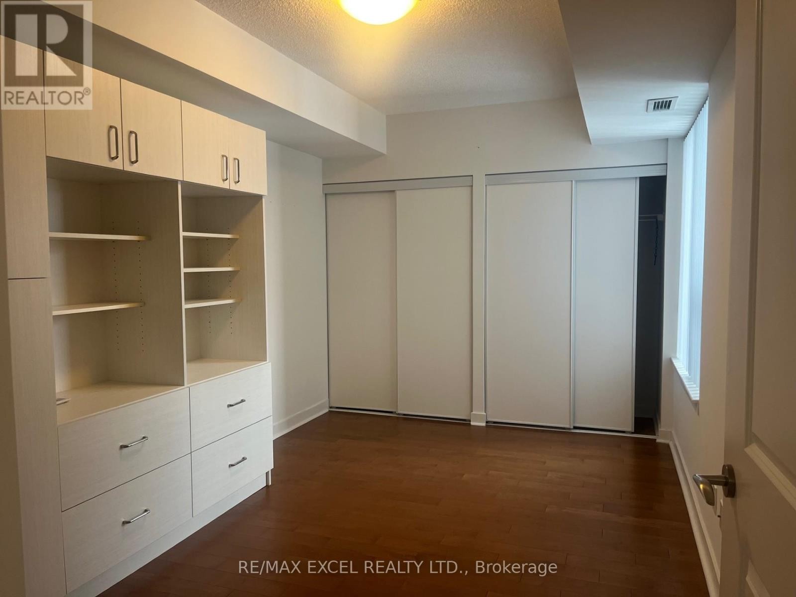 












308 - 1038 MCNICOLL AVENUE

,
Toronto (Steeles),




Ontario
M1W0A4

