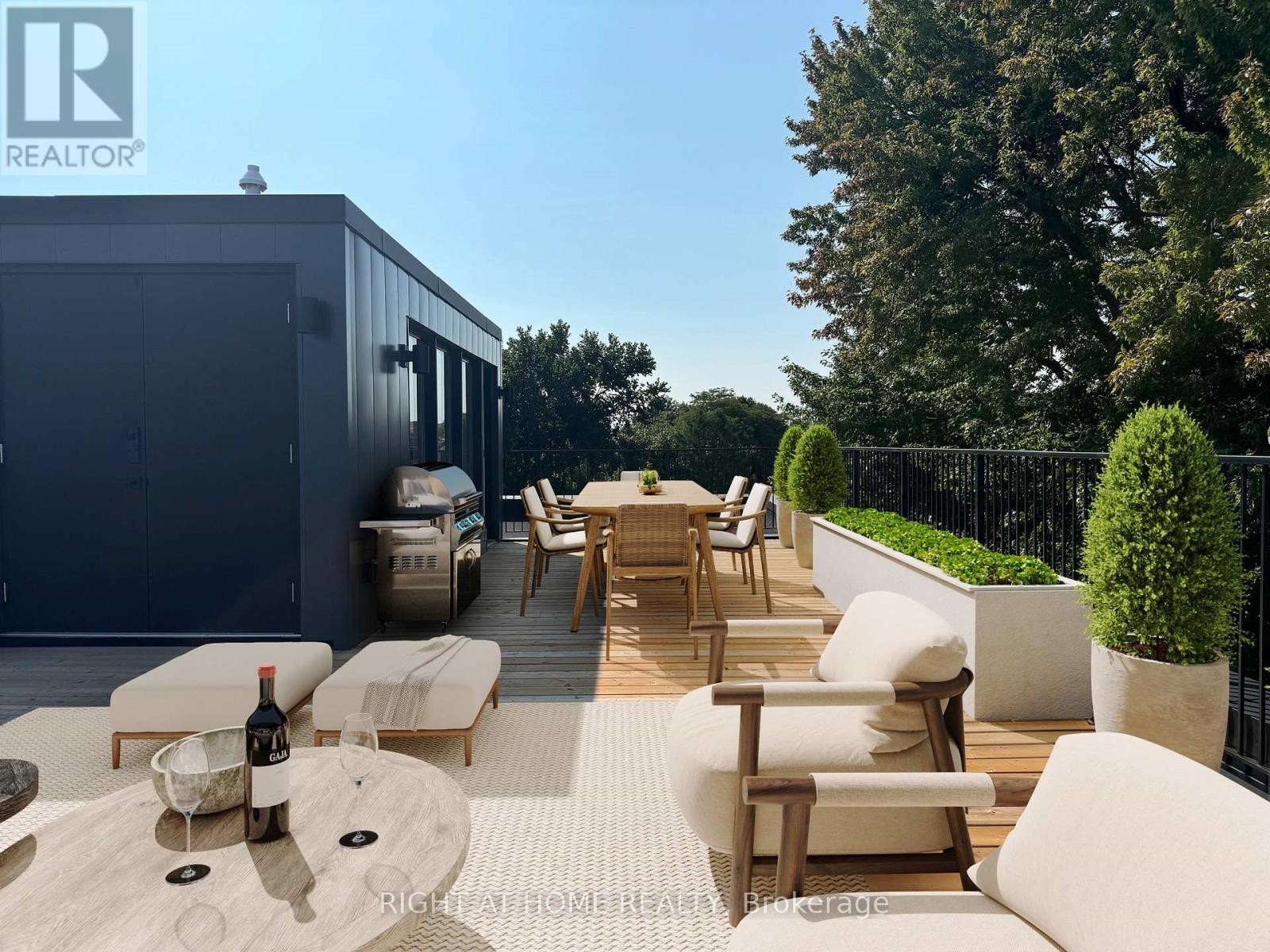 












SKY - 2343 GERRARD STREET E

,
Toronto (East End-Danforth),




Ontario
M4E2E6

