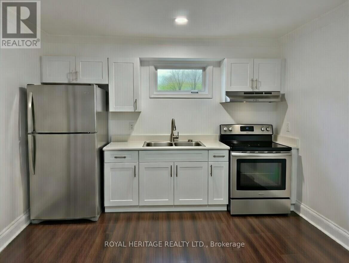 












47 CHERRYHILL AVENUE

,
Toronto (Centennial Scarborough),




Ontario
M1C1W9

