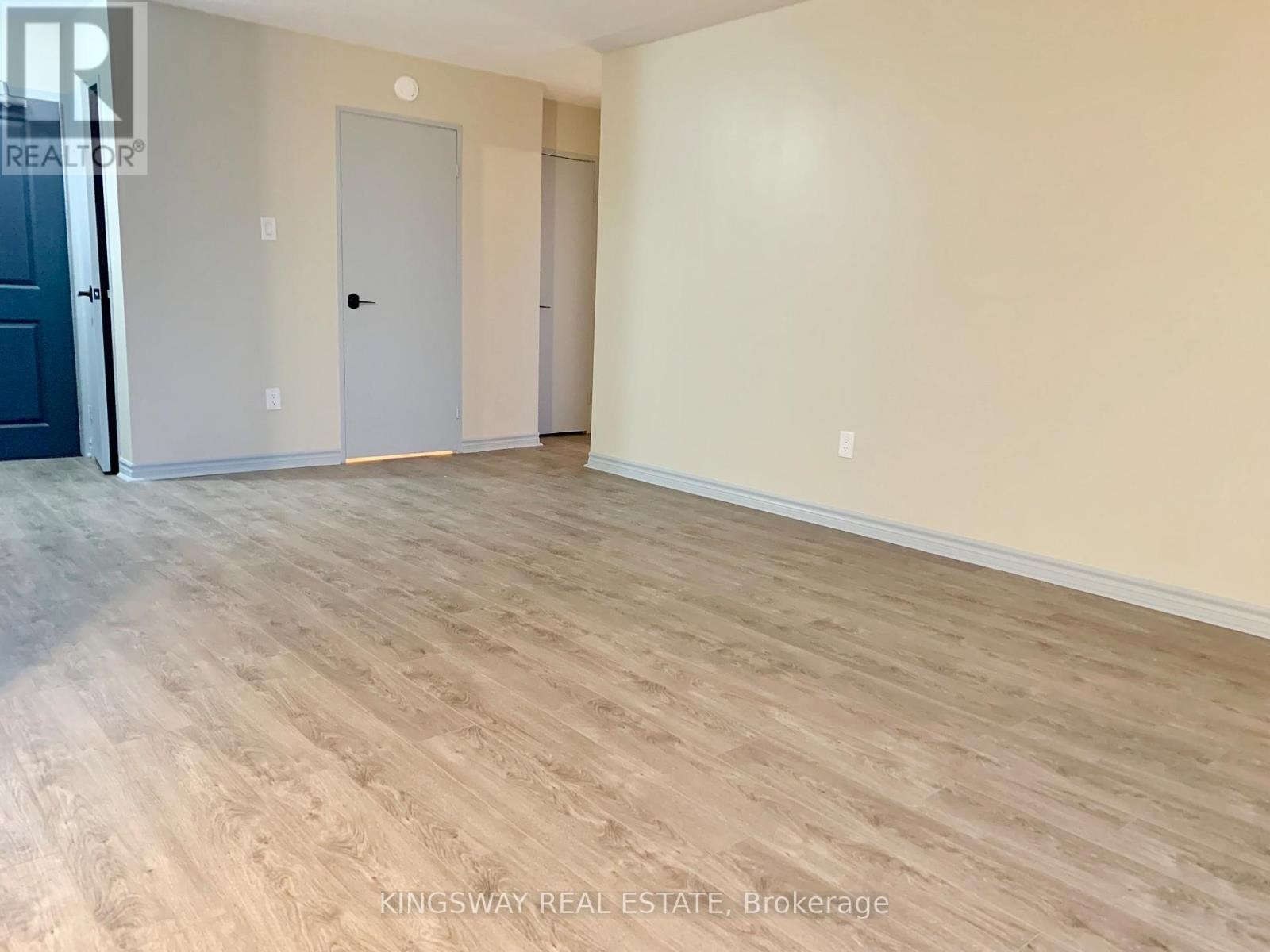 












309 - 101 PRUDENTIAL DRIVE

,
Toronto (Dorset Park),




Ontario
M1P4S5

