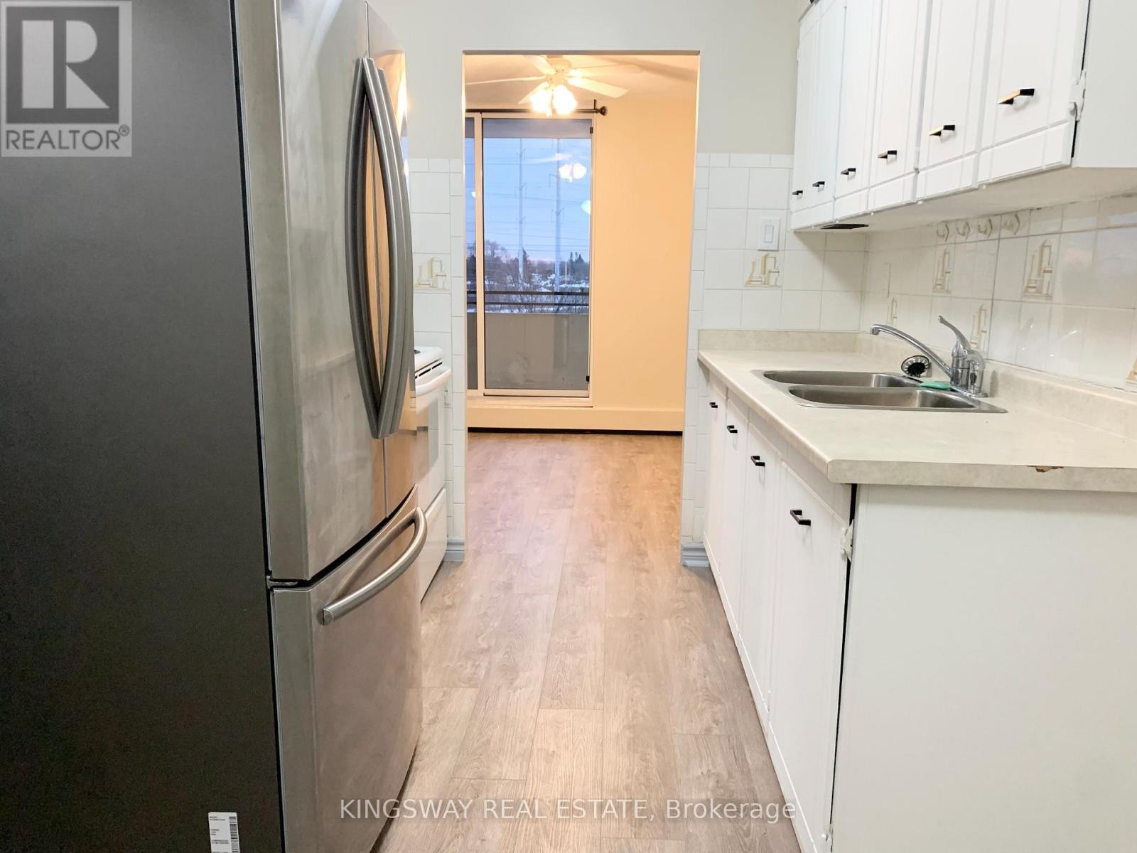 












309 - 101 PRUDENTIAL DRIVE

,
Toronto (Dorset Park),




Ontario
M1P4S5

