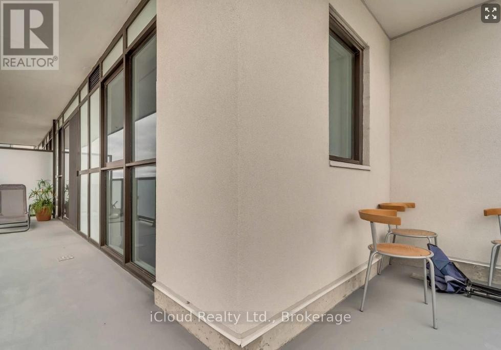 












1917 - 2550 SIMCOE STREET N

,
Oshawa (Windfields),




Ontario
L1L0R5

