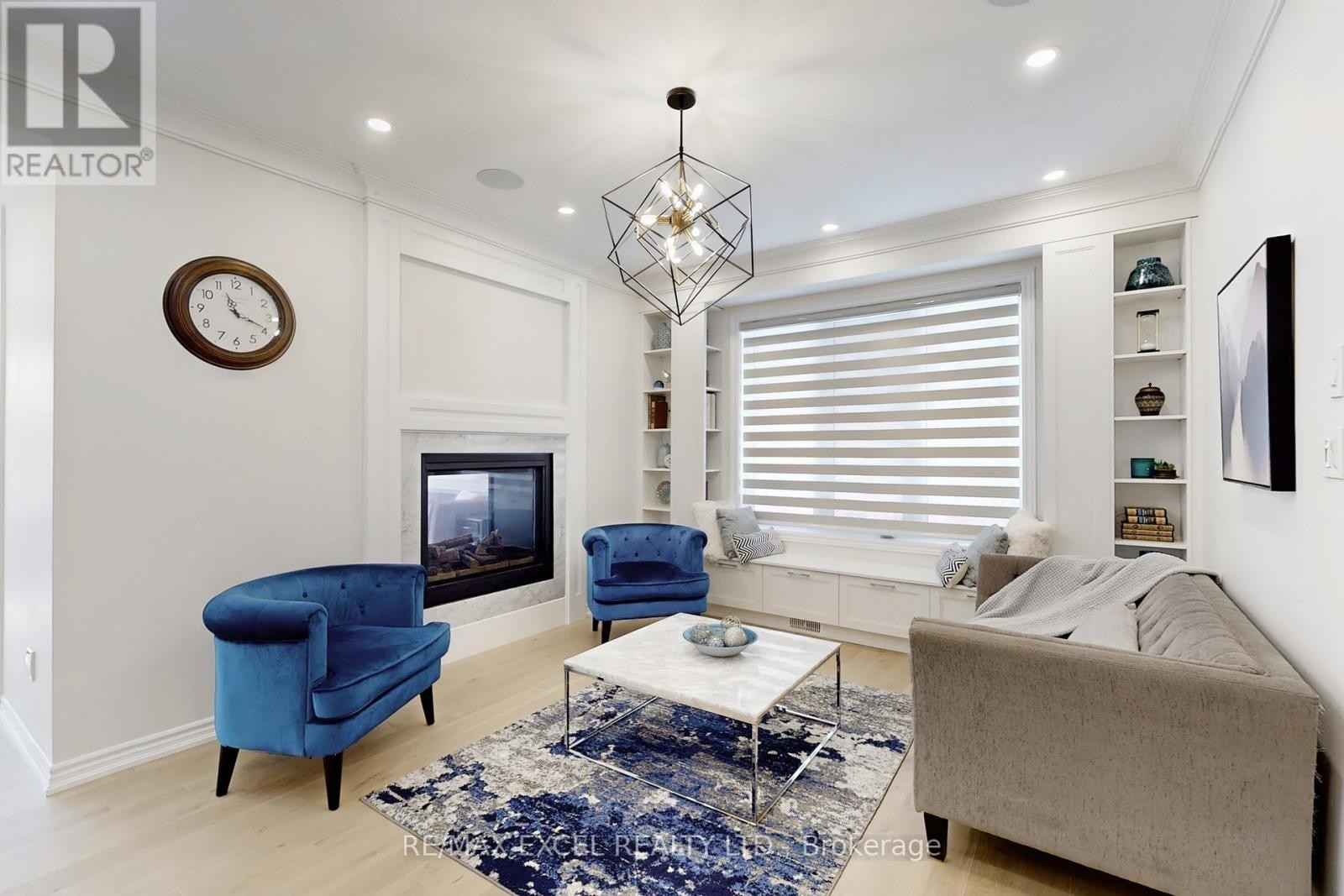 












70 SWORDFISH DRIVE

,
Whitby (Lynde Creek),




Ontario
L1P0K5

