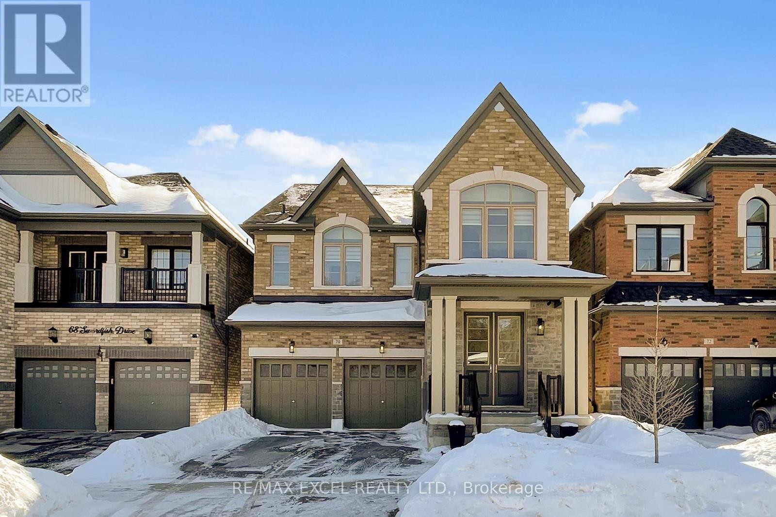 












70 SWORDFISH DRIVE

,
Whitby (Lynde Creek),




Ontario
L1P0K5

