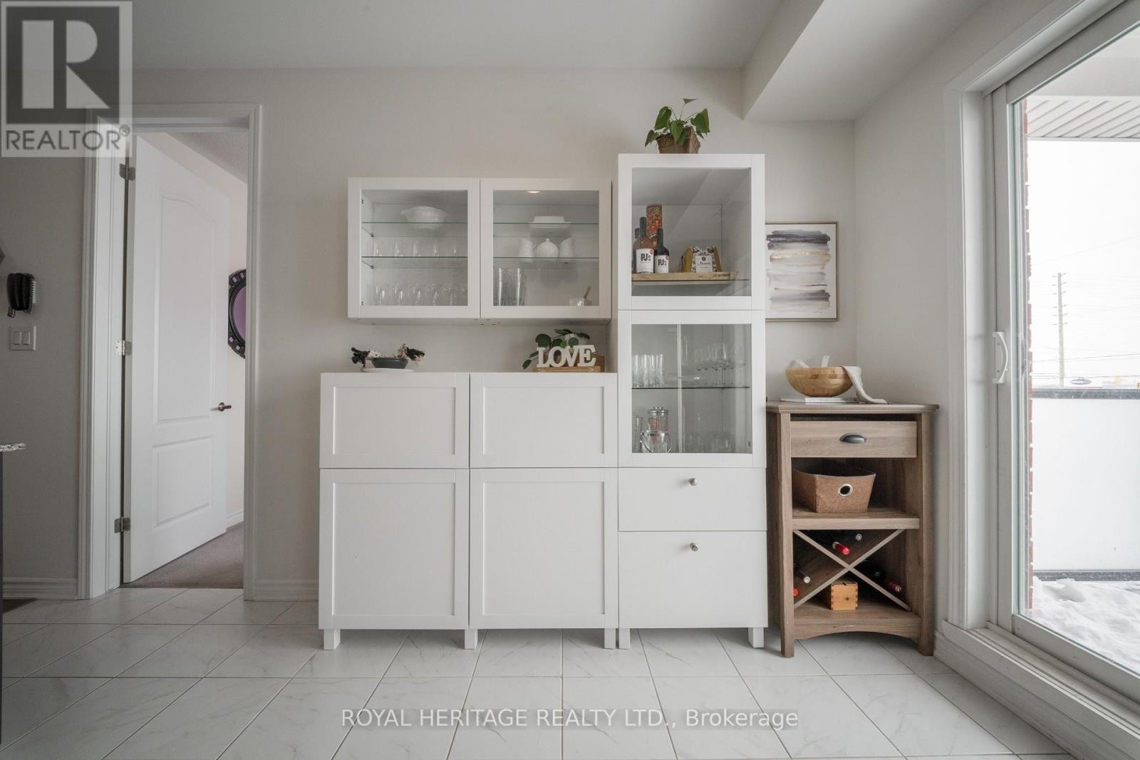 












512 - 1148 DRAGONFLY AVENUE

,
Pickering,




Ontario
L1X0H5

